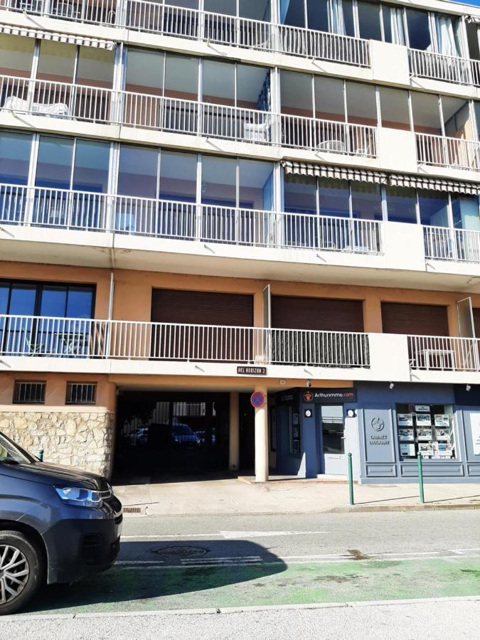 Front De Mer Golfe De Saint-Tropez Сен Максим Екстериор снимка