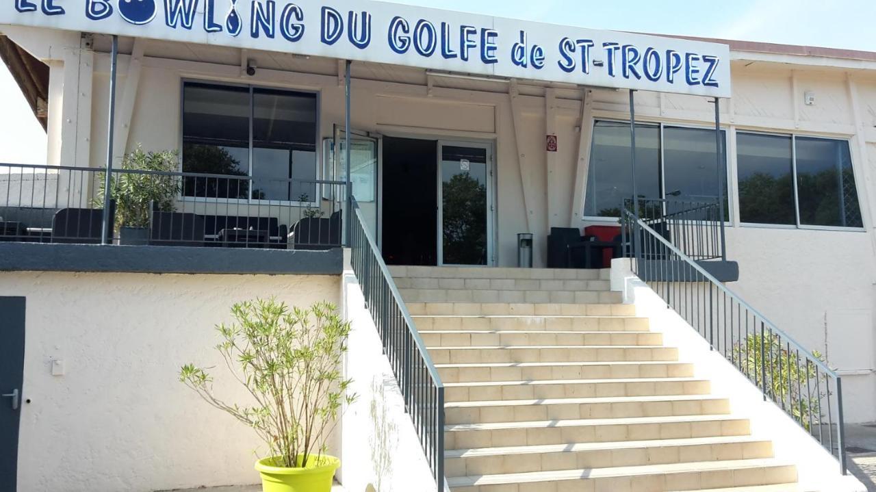 Front De Mer Golfe De Saint-Tropez Сен Максим Екстериор снимка